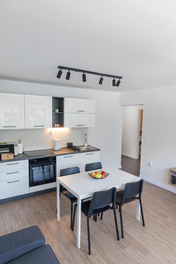 Apartment Fani With Free Private Parking Дубровник Екстериор снимка