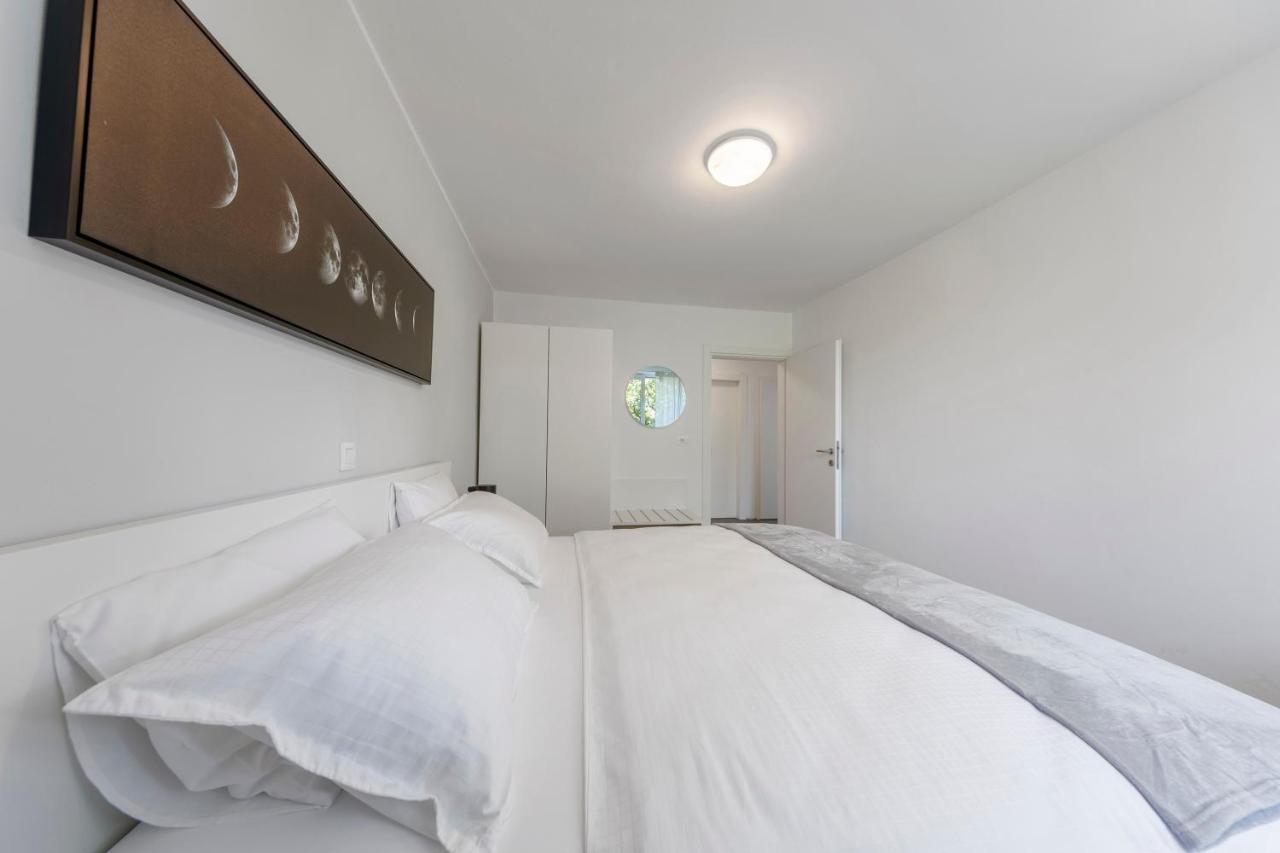 Apartment Fani With Free Private Parking Дубровник Екстериор снимка